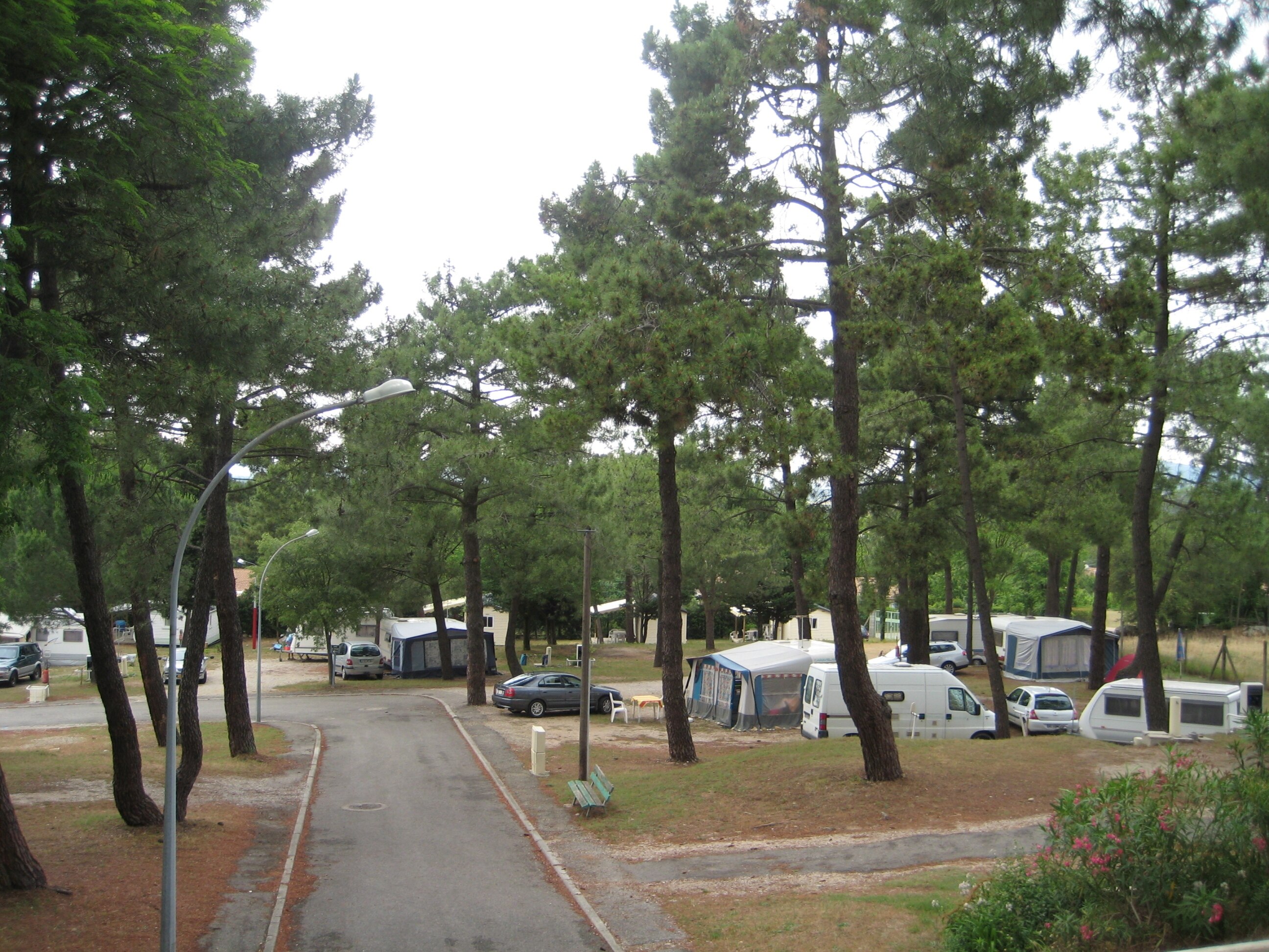 Camping Pinède en Provence