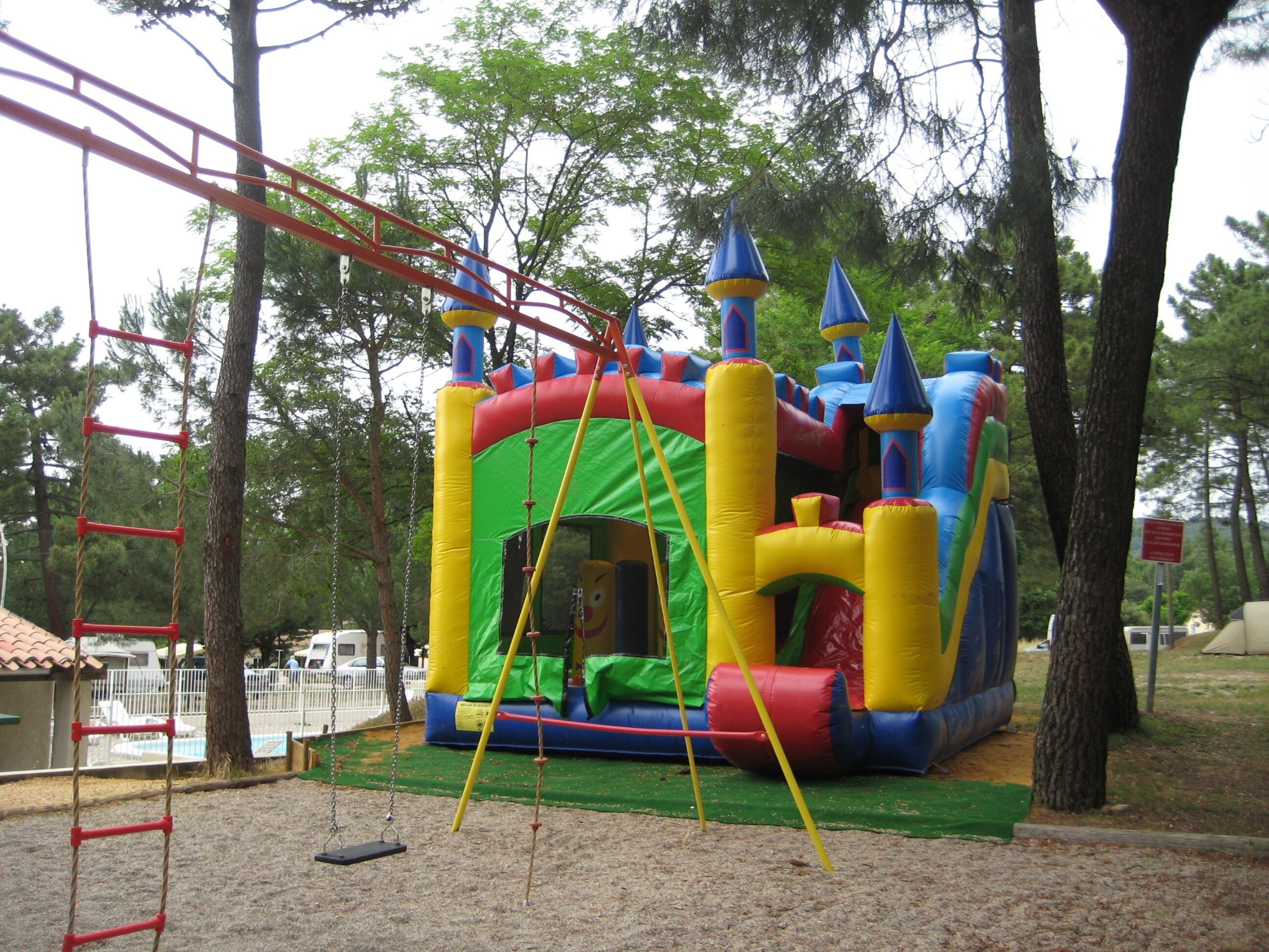 Camping Pinède en Provence