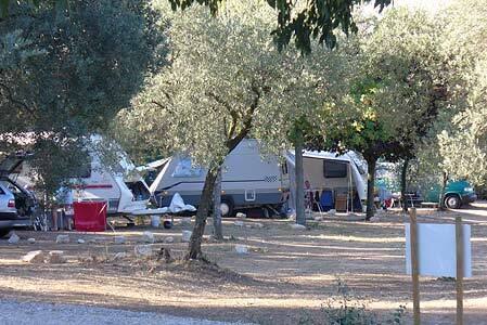 Camping Les Oliviers