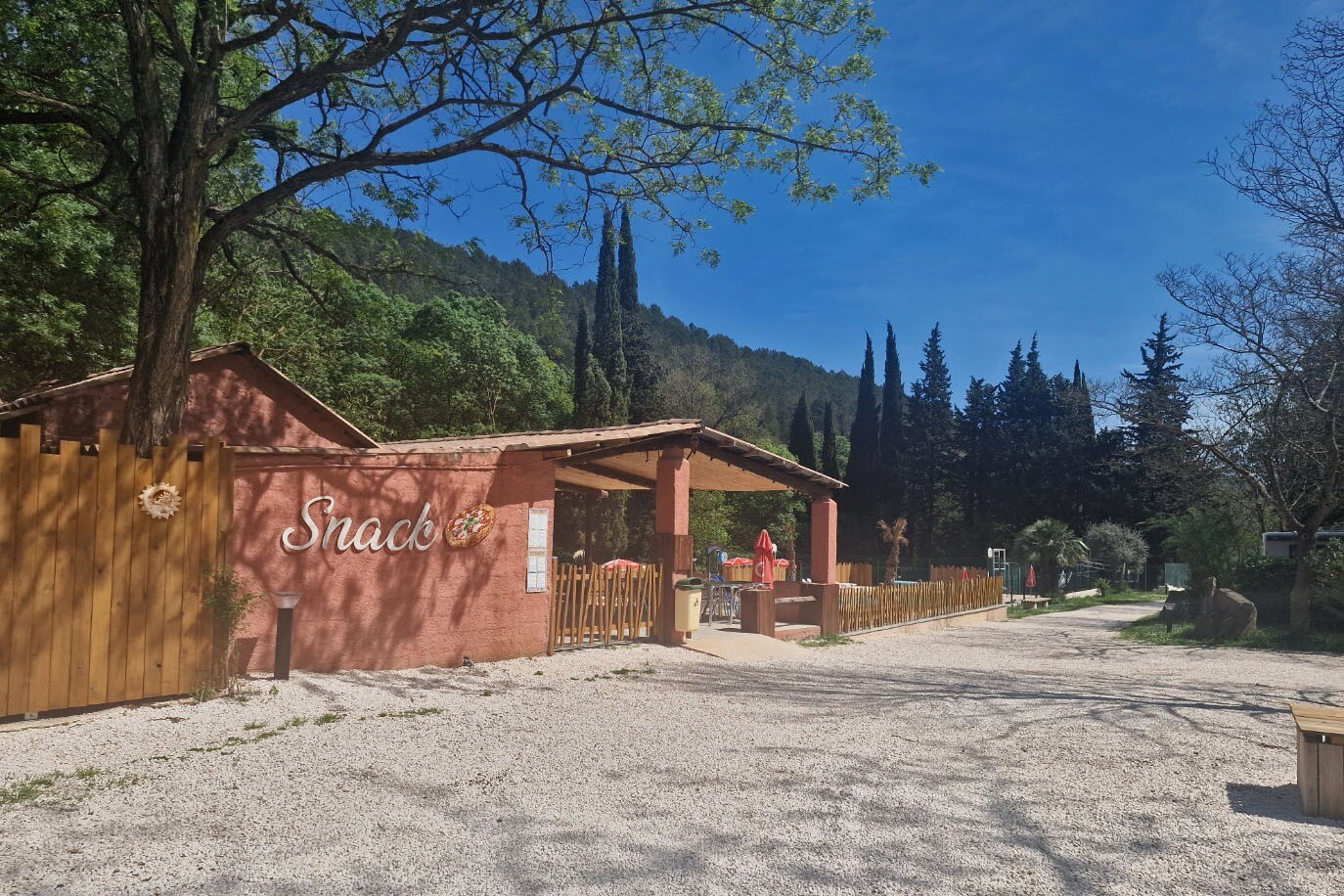 Flower Camping Les Tomasses