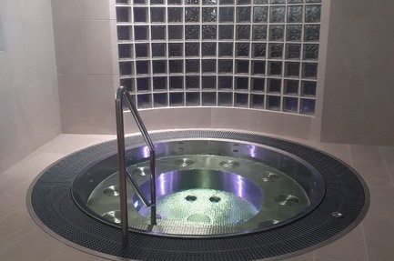 Camping La Roche d'Ully