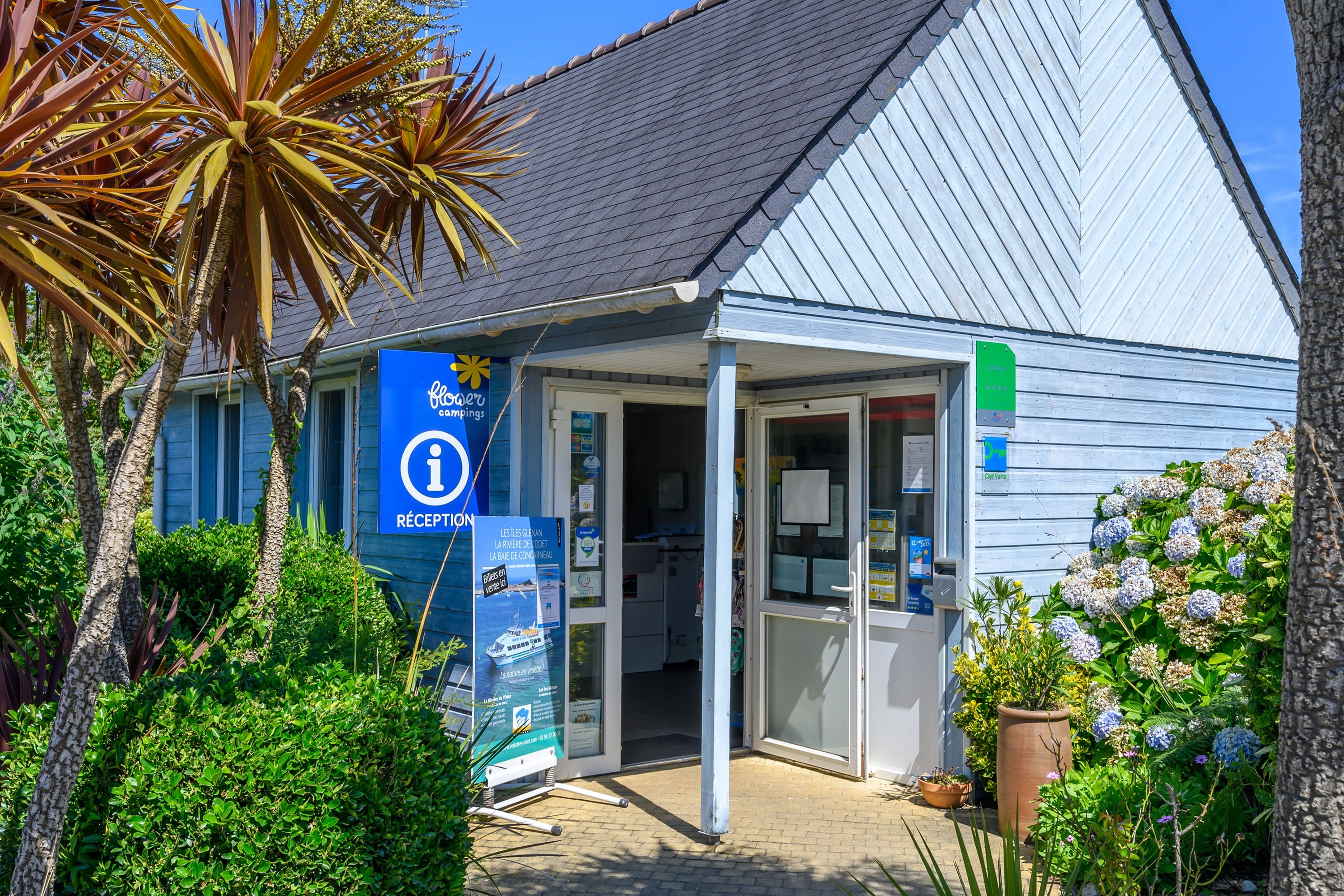 Flower Camping Cap Finistère