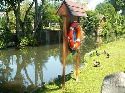 Camping Les Berges de l'Iton