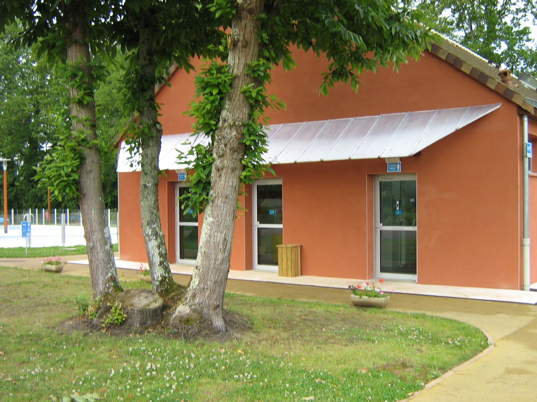 Camping Le Pont Romain Onlycamp