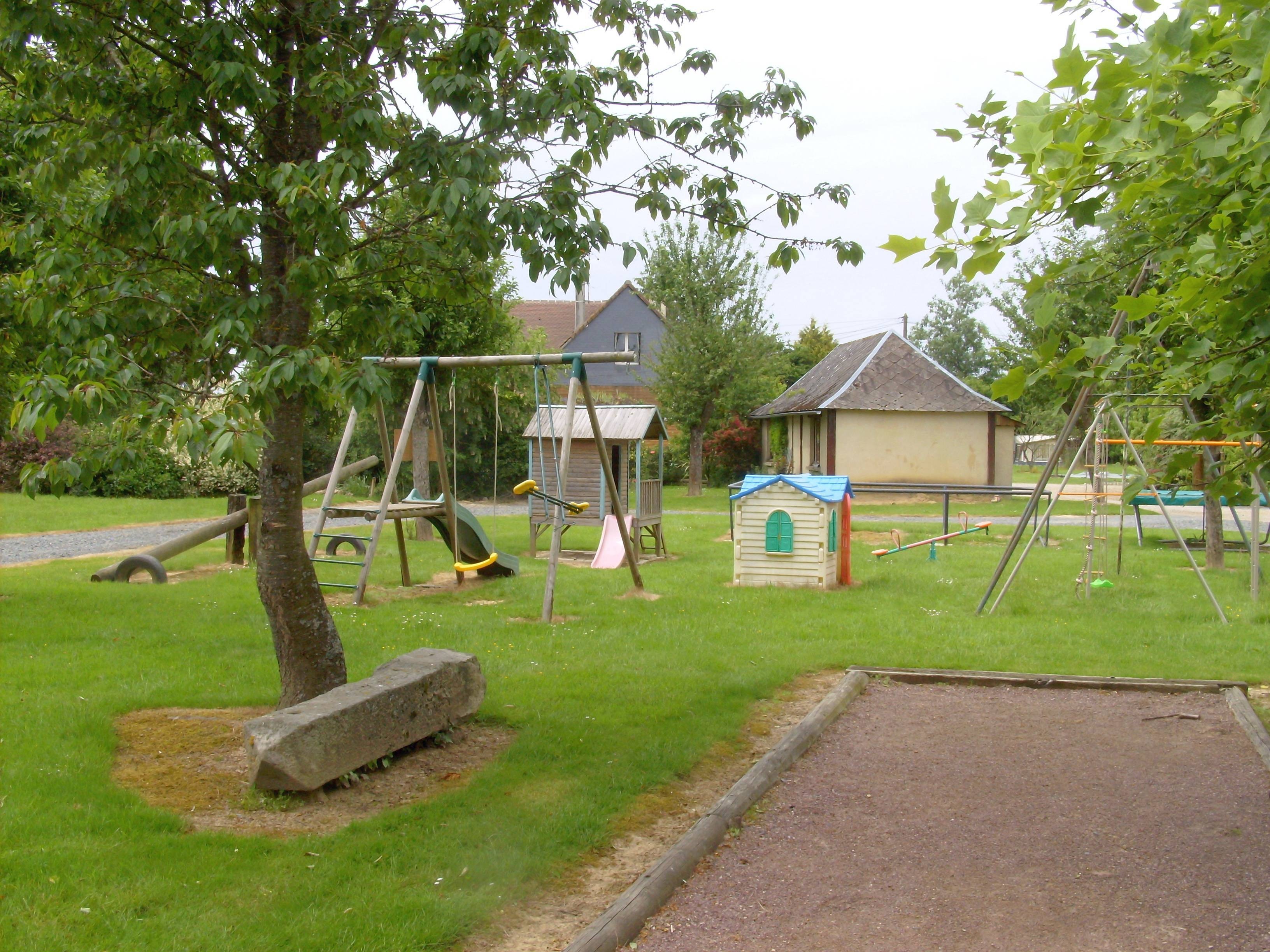 Camping Ushuaïa Villages Les Pommiers Pays d'Auge