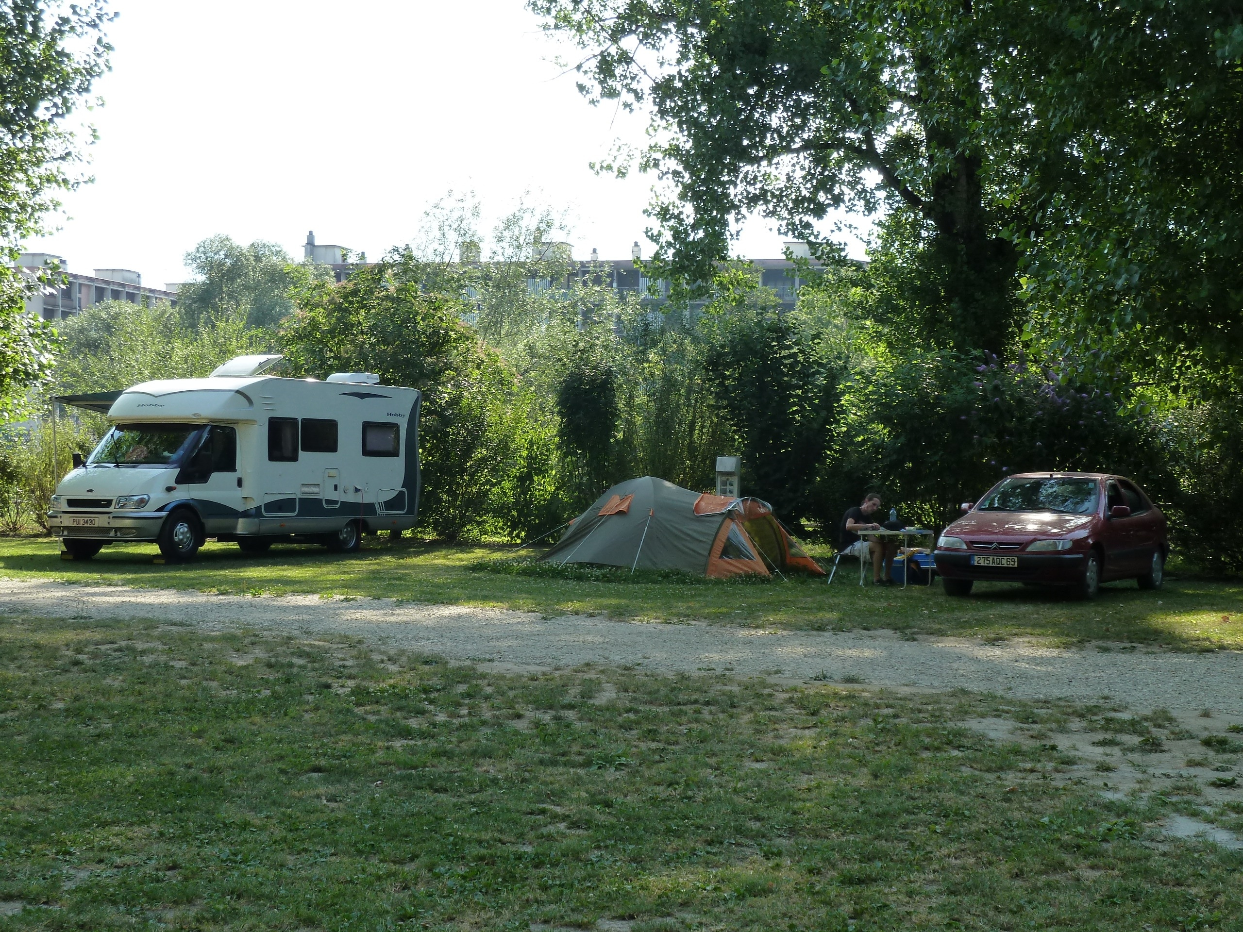 Camping Les Adoubes Onlycamp