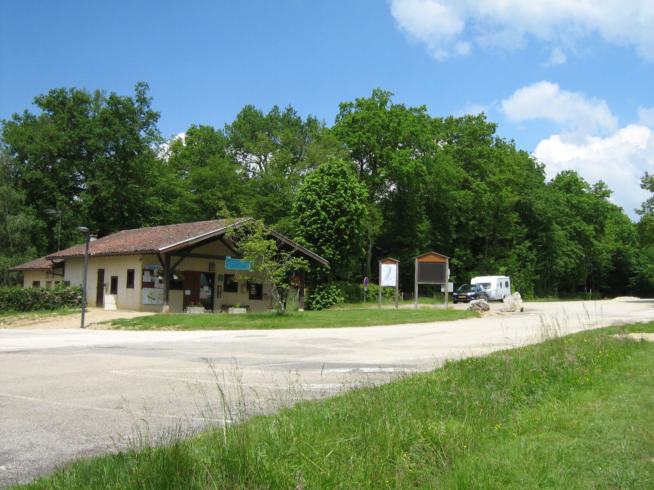 Camping Mun. La Grange du Pin