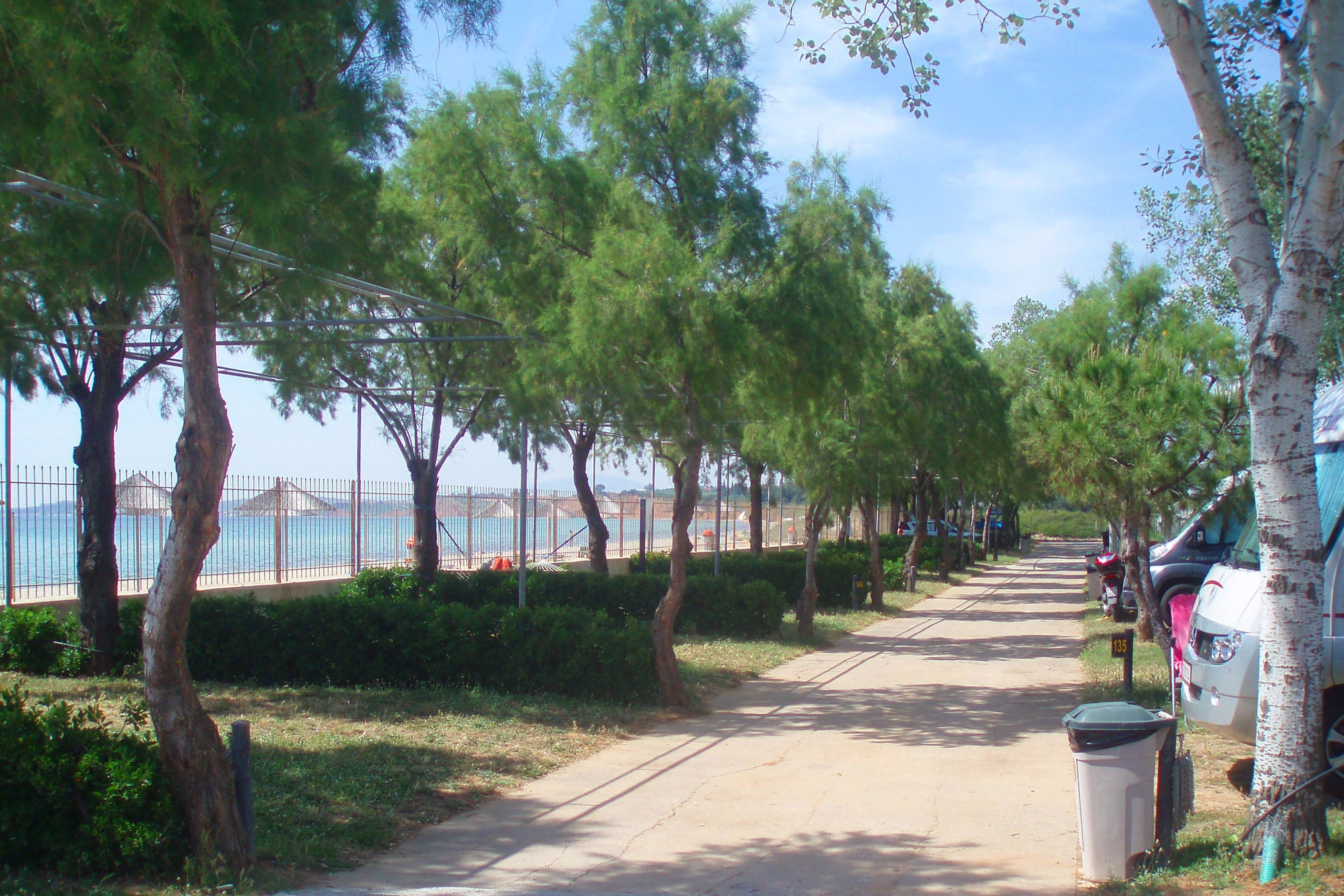 Ouzouni Beach Camping