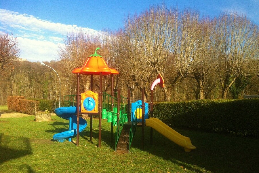 Camping Merry-sur-Yonne