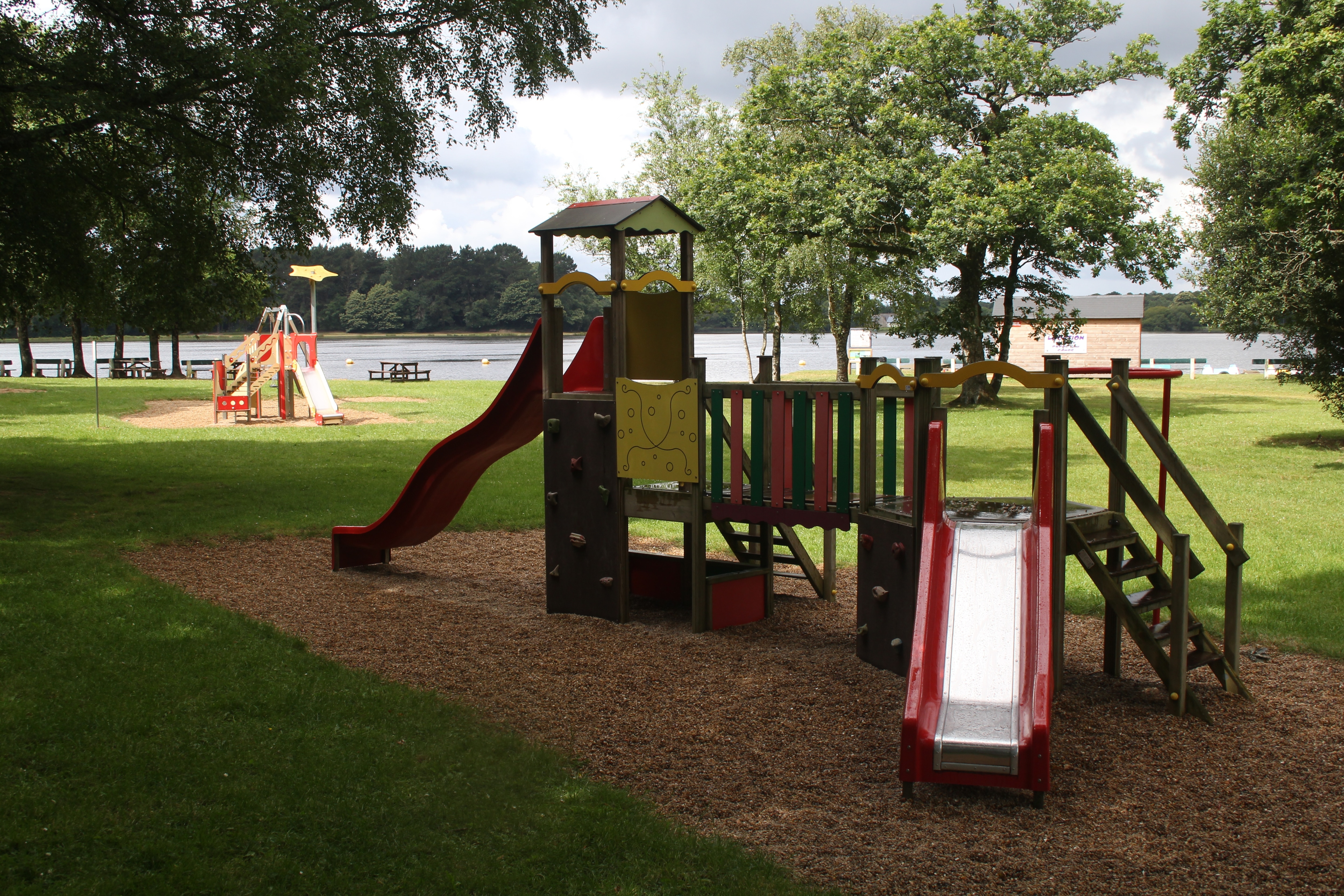 Camping Le Lac ô Fées