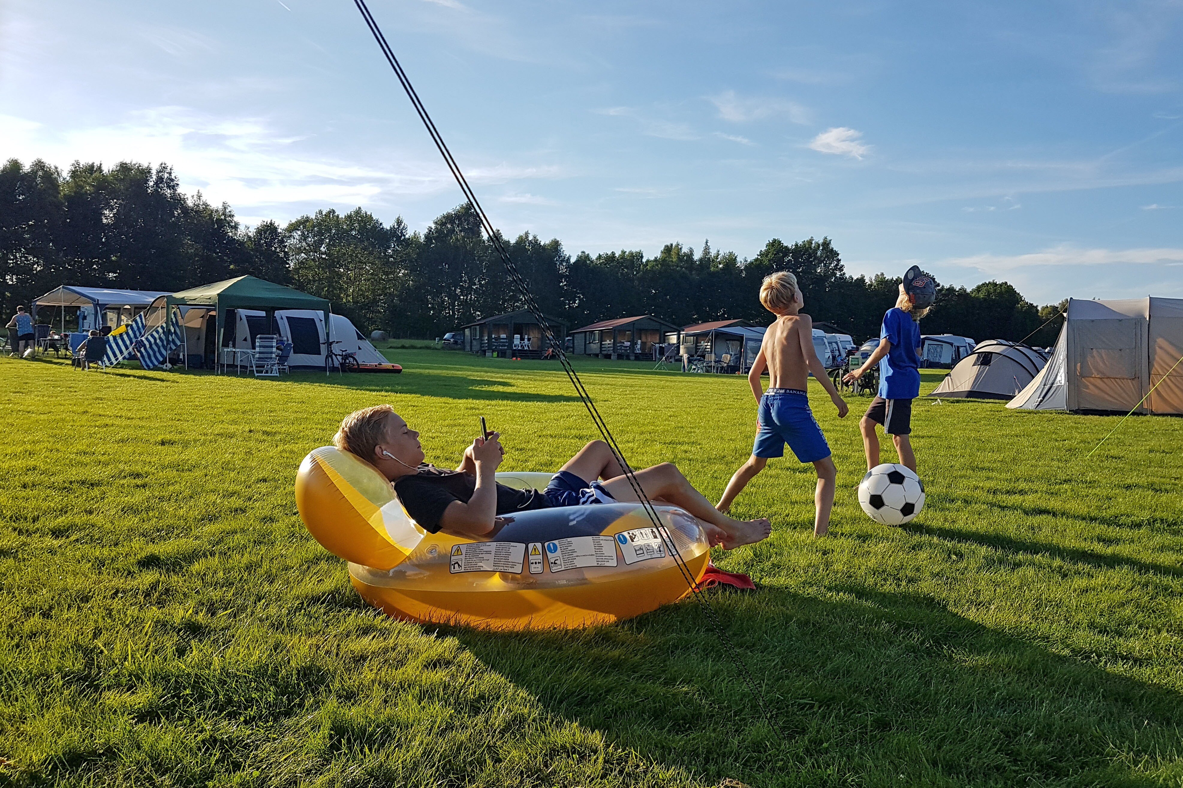 Camping De Regenboog / Kemp Sluknov