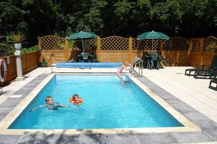 Alpine Grove Touring Park