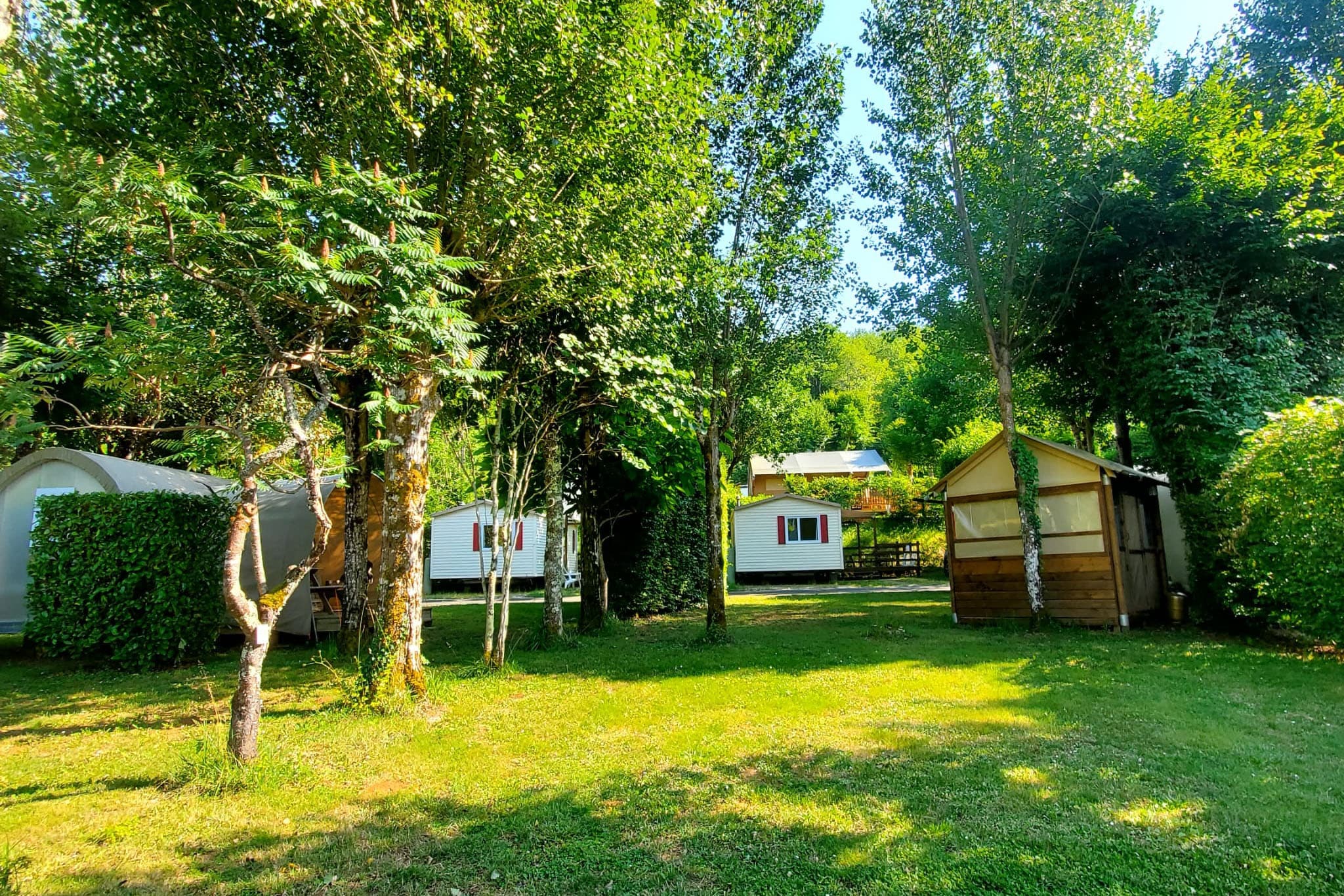 Camping Le Pont de Mazerat afbeelding 2