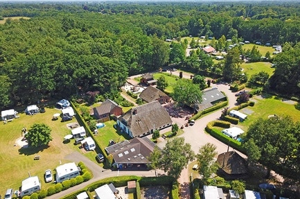 Camping De Helfterkamp