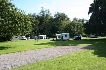 Burford Caravan Club Site