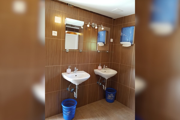 Cvet Gora - Camping & Glamping