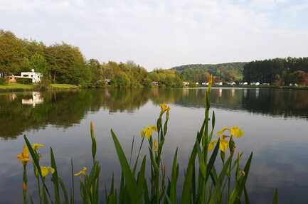 Flower Camping Les Deux Rivières Sasu L'étoile