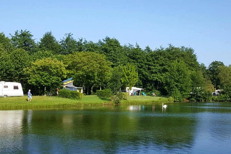 Flower Camping Les Deux Rivières Sasu L'étoile