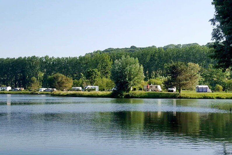 Flower Camping Les Deux Rivières Sasu L'étoile
