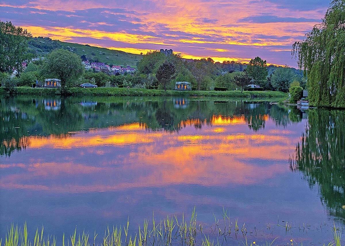 Flower Camping Les Deux Rivières Sasu L'étoile