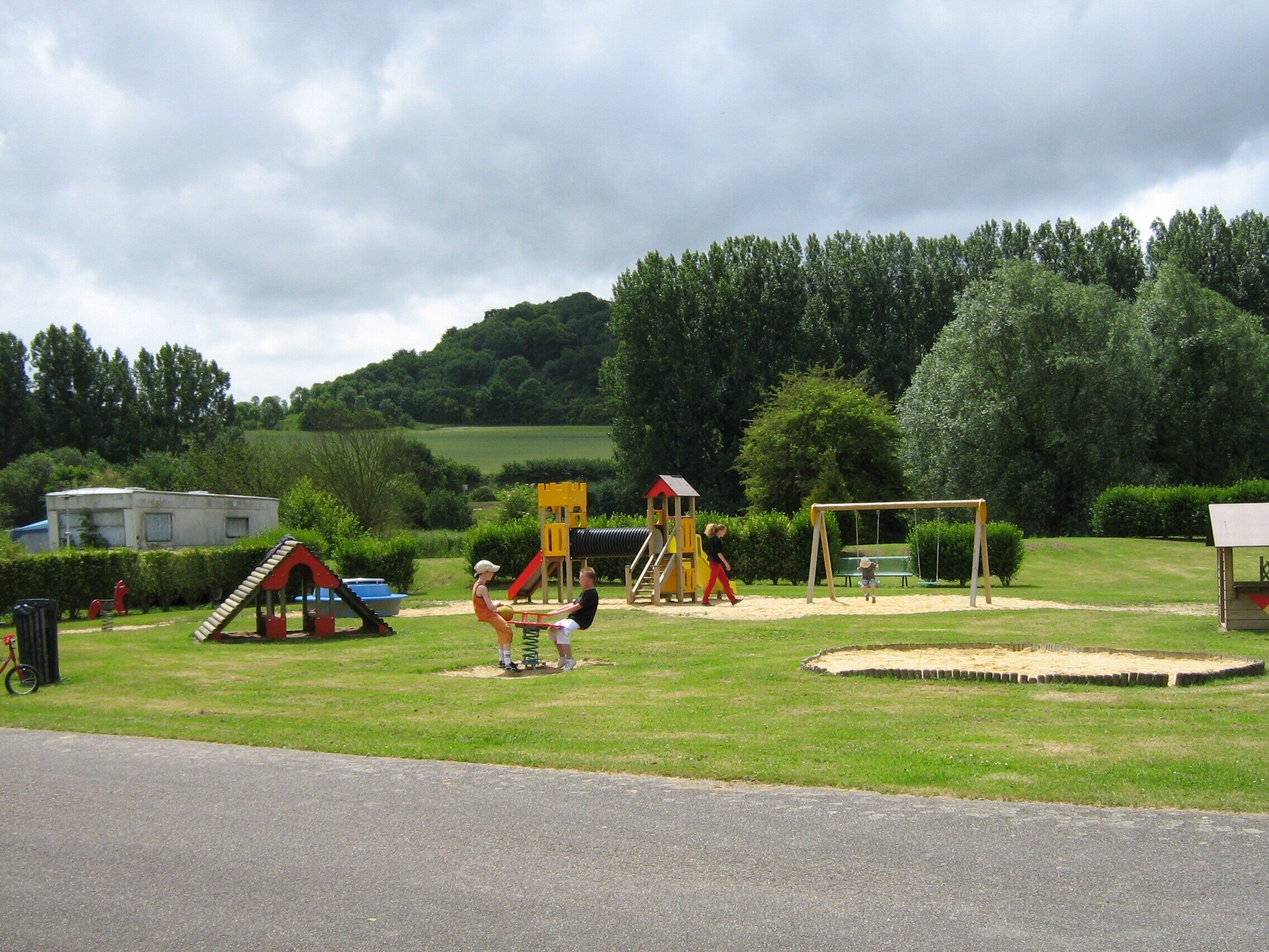 Flower Camping Les Deux Rivières Sasu L'étoile