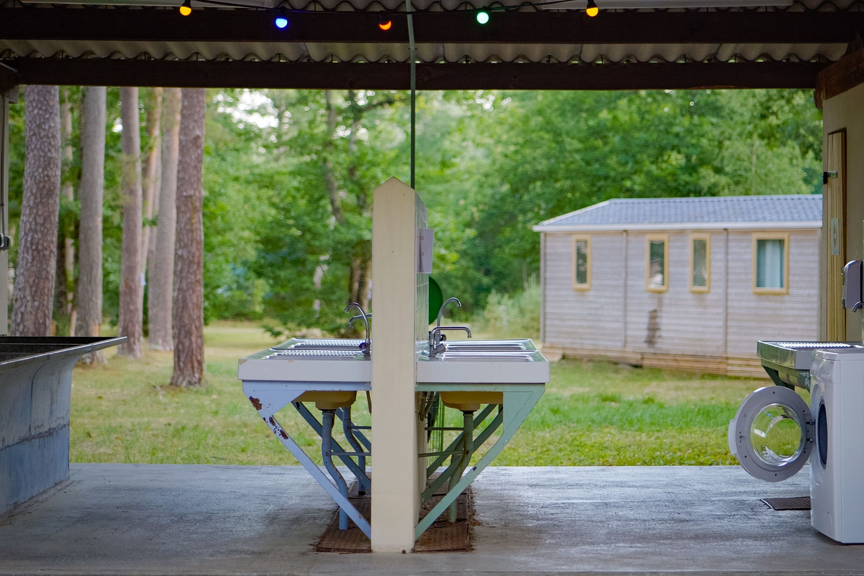 Camping Les Pins Onlycamp