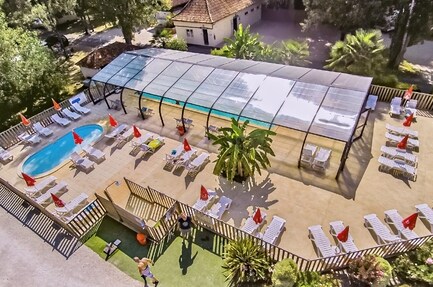 Camping APV La Pélonie