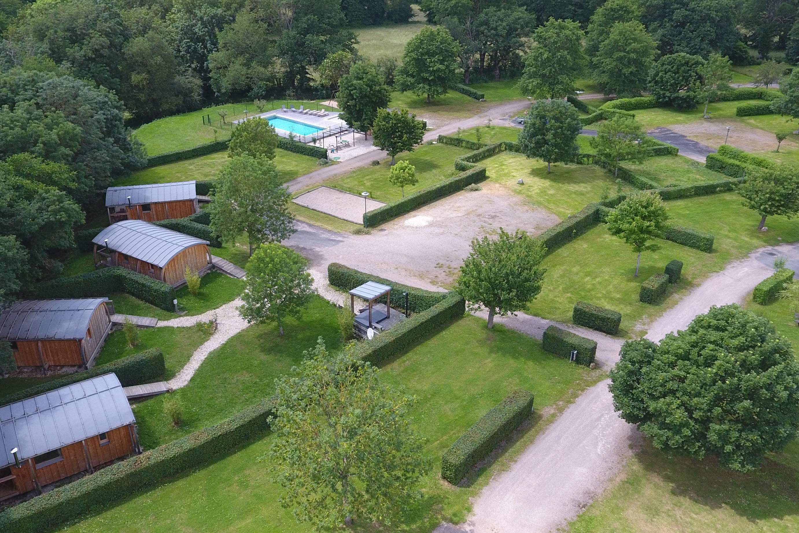 Flower Camping Le Val Vert en Berry