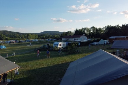 Camping De Regenboog / Kemp Sluknov