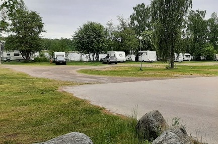 Merry Camping