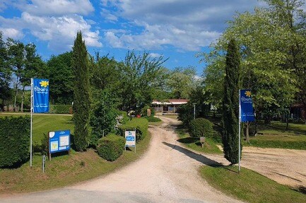 Flower Camping Les Nauves