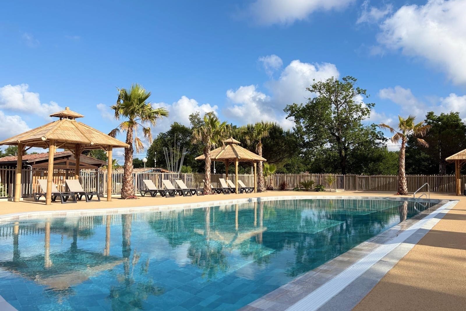 Camping Les Ourmes